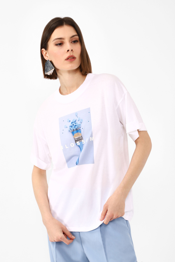 T-shirt in puro cotone fantasia stampata con scollo tondo